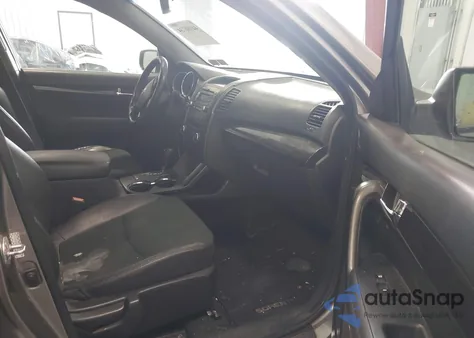 2011 Kia Sorento Ex V6 z USA, uszkodzony, nr VIN 5XYKUDA20BG059597